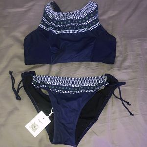 Adorable cupshe bathing suit